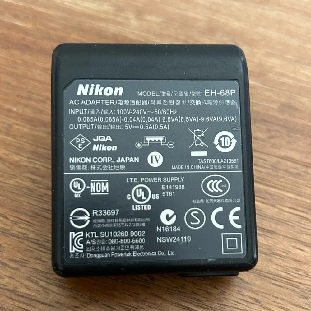 Nikon EH-68 P AC Adapter Charger w/USB cable Camera Power Adapter